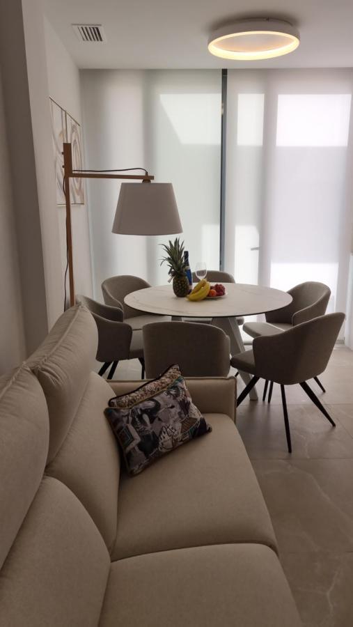 Modern And Cosy Apartment Close To The Beach Torrevieja Eksteriør billede