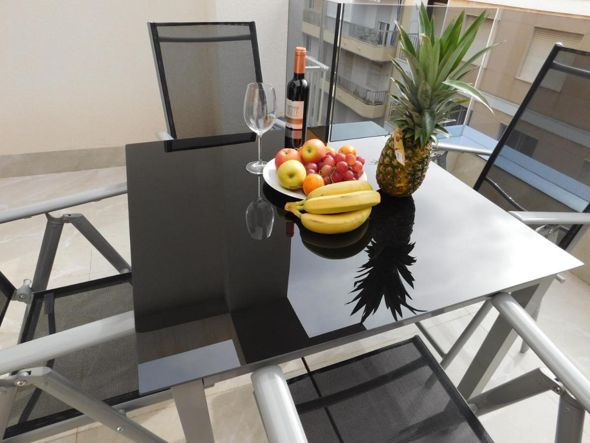 Modern And Cosy Apartment Close To The Beach Torrevieja Eksteriør billede