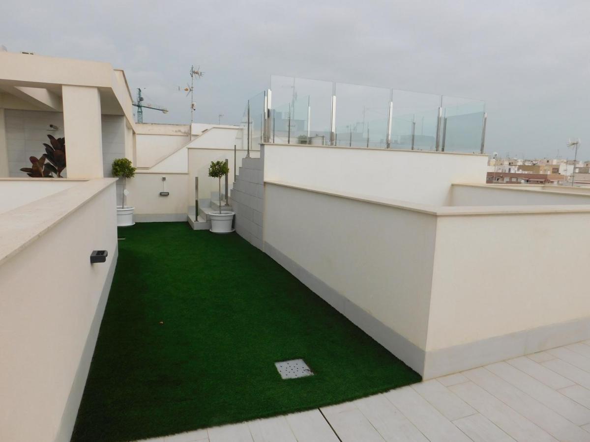 Modern And Cosy Apartment Close To The Beach Torrevieja Eksteriør billede