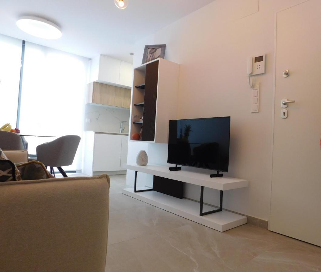 Modern And Cosy Apartment Close To The Beach Torrevieja Eksteriør billede
