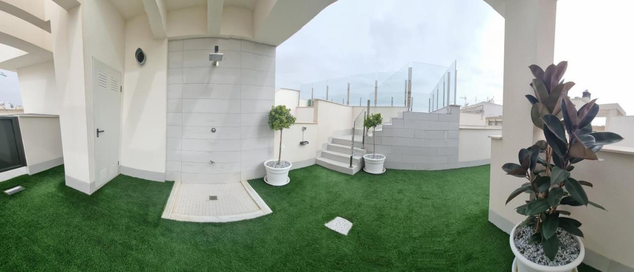 Modern And Cosy Apartment Close To The Beach Torrevieja Eksteriør billede