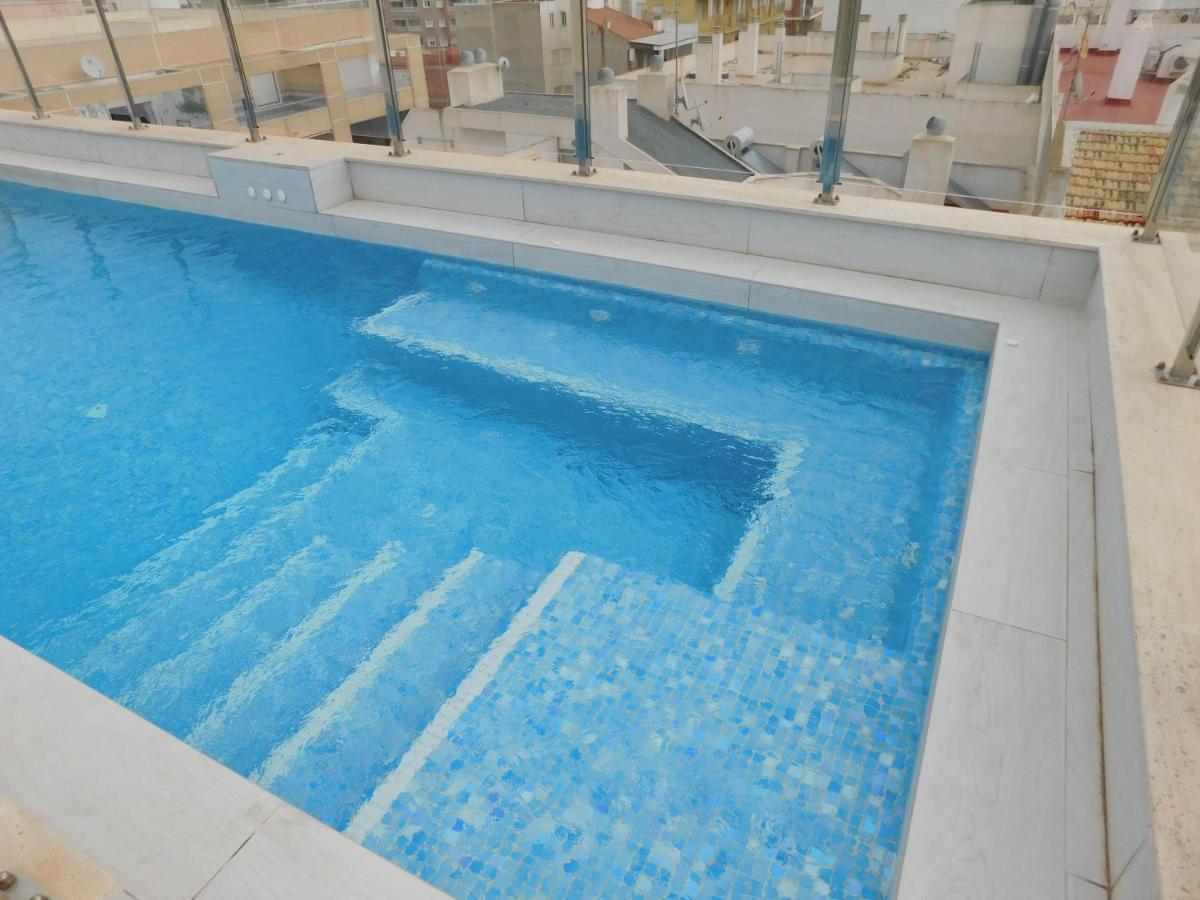 Modern And Cosy Apartment Close To The Beach Torrevieja Eksteriør billede