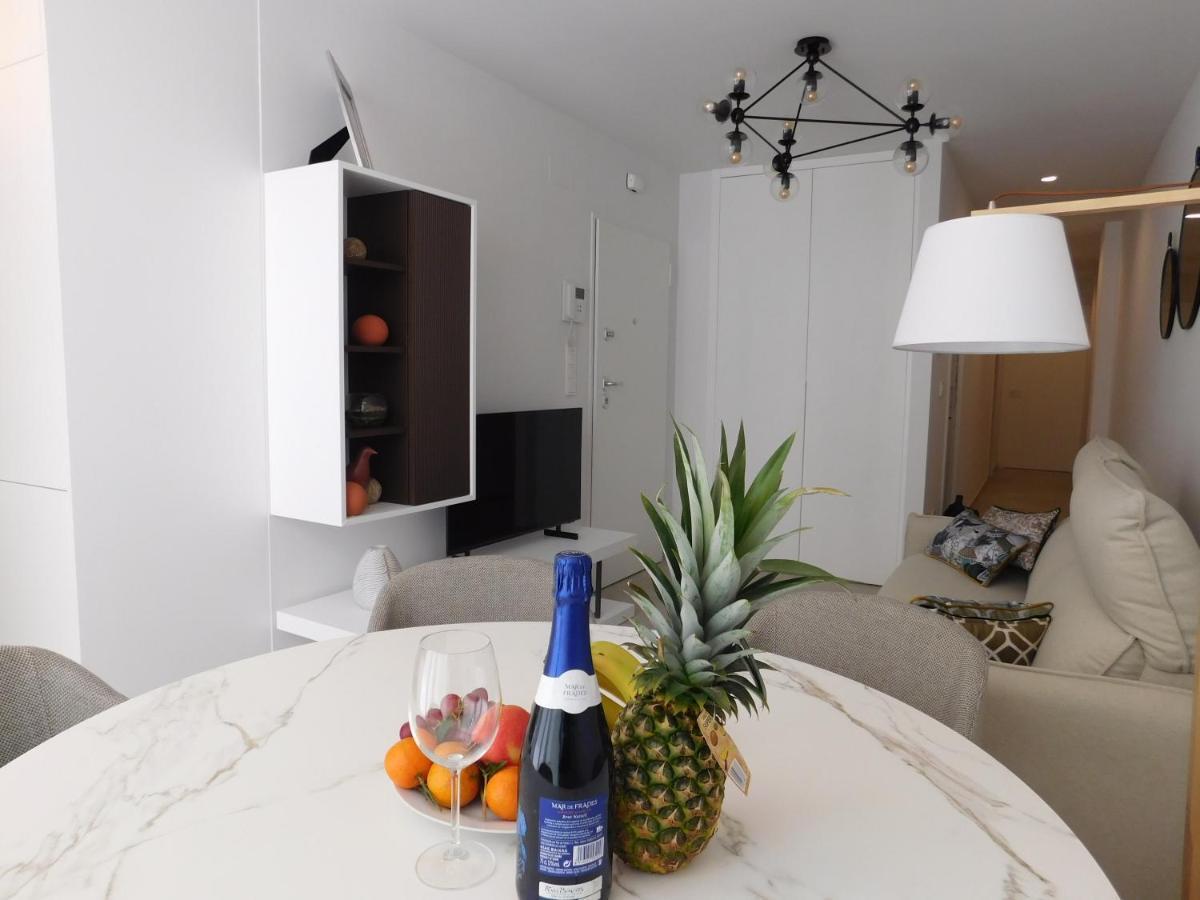 Modern And Cosy Apartment Close To The Beach Torrevieja Eksteriør billede