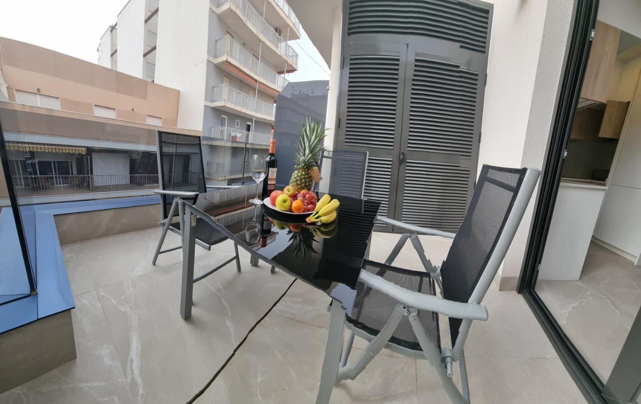 Modern And Cosy Apartment Close To The Beach Torrevieja Eksteriør billede